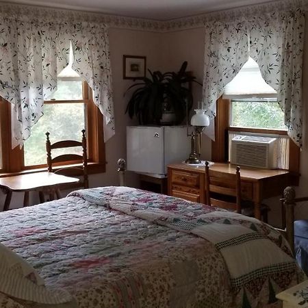Eastgate Inn B&B Lenox Buitenkant foto